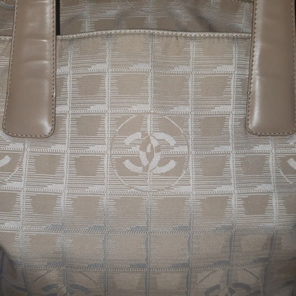 Chanel Travel Monogram Shoulderbag